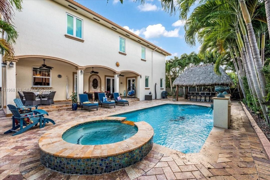 For Sale: $1,895,000 (6 beds, 5 baths, 4256 Square Feet)