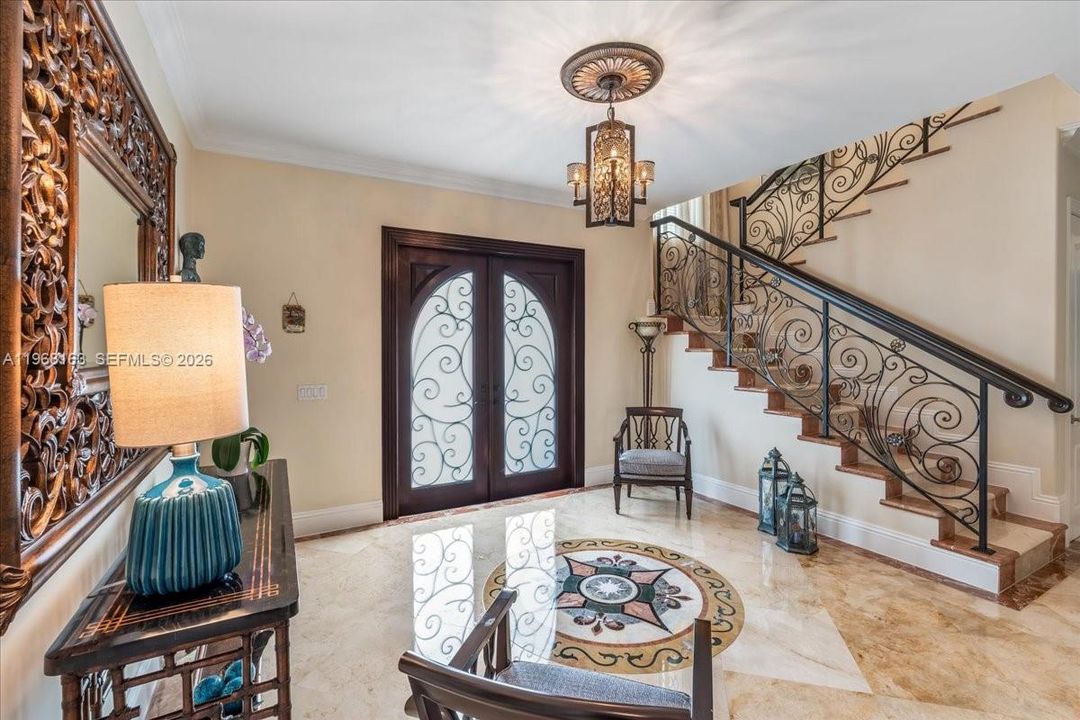 For Sale: $1,895,000 (6 beds, 5 baths, 4256 Square Feet)