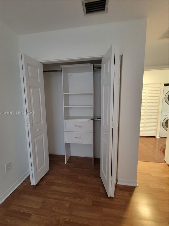 На продажу: $350,000 (3 спален, 2 ванн, 1503 Квадратных фут)