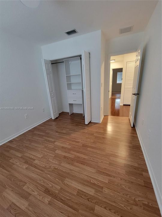 На продажу: $350,000 (3 спален, 2 ванн, 1503 Квадратных фут)
