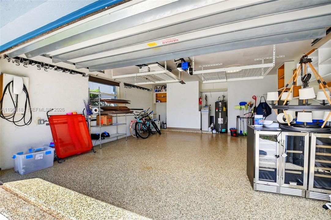 На продажу: $849,900 (3 спален, 2 ванн, 1938 Квадратных фут)