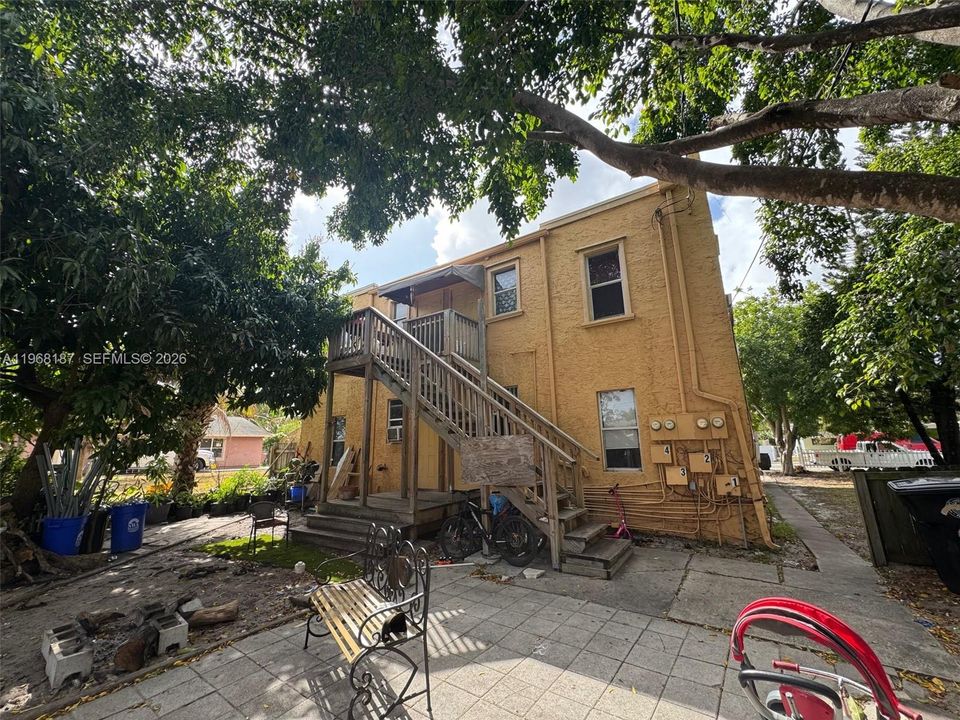 For Sale: $975,000 (0 beds, 0 baths, 2976 Square Feet)