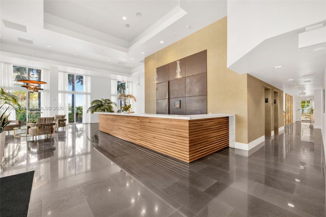 For Sale: $1,199,000 (2 beds, 2 baths, 1463 Square Feet)