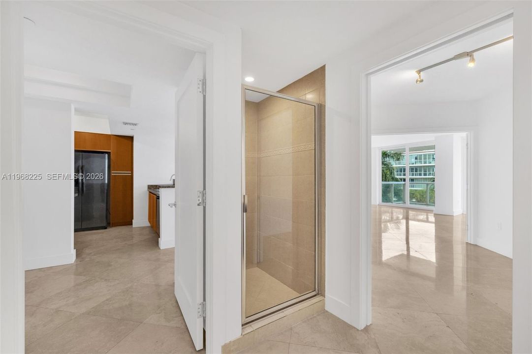 For Sale: $1,199,000 (2 beds, 2 baths, 1463 Square Feet)