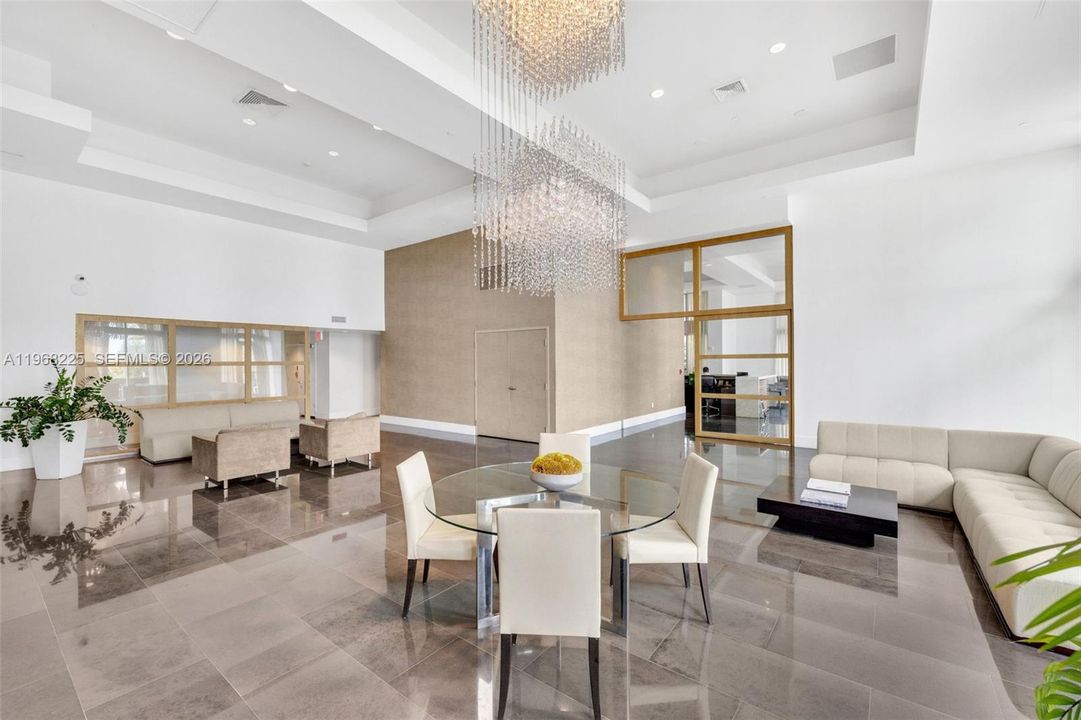 For Sale: $1,199,000 (2 beds, 2 baths, 1463 Square Feet)