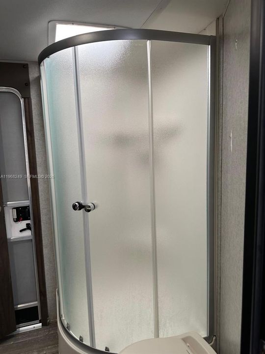 Recientemente alquilado: $1,100 (3 camas, 1 baños, 1072 Pies cuadrados)