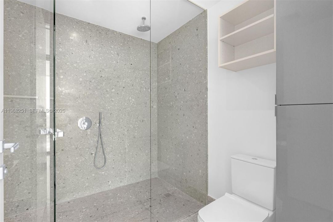 Active With Contract: $4,850,000 (2 beds, 2 baths, 1602 Square Feet)