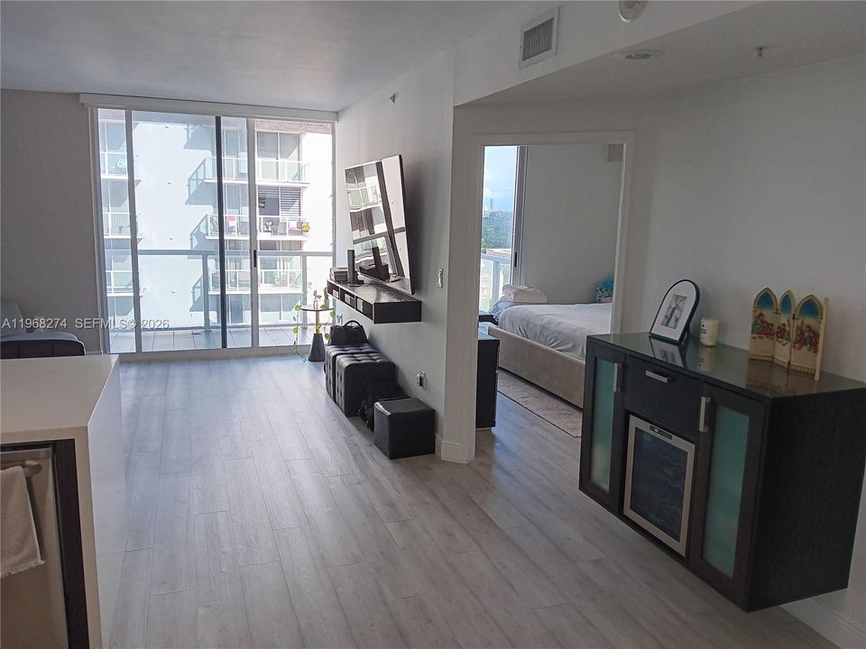 Activo con contrato: $290,000 (1 camas, 1 baños, 685 Pies cuadrados)