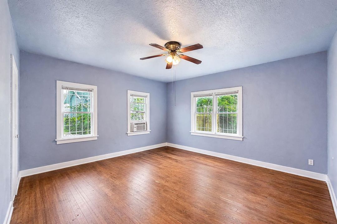 86-web-or-mls-Primary empty