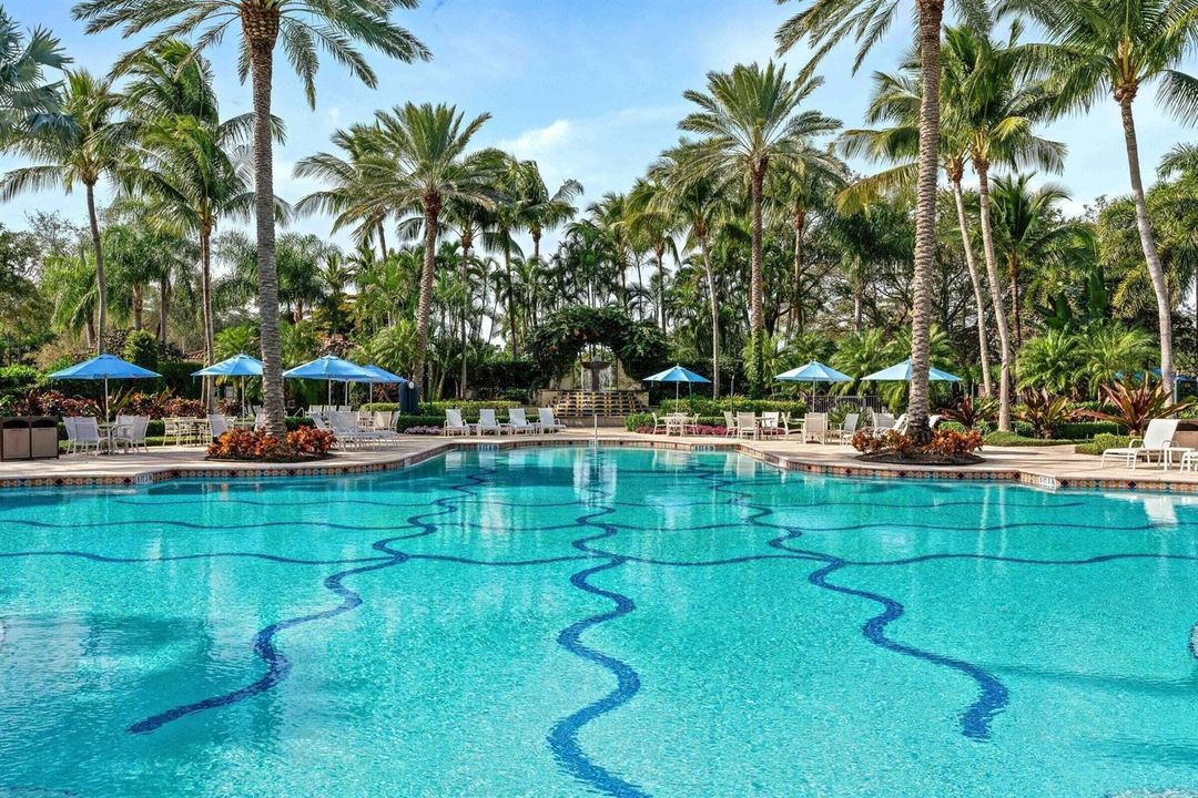 Resort Style Community Pool