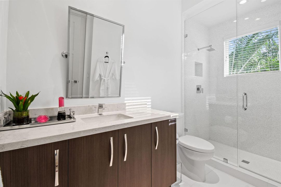 14630WatermarkWay(91)