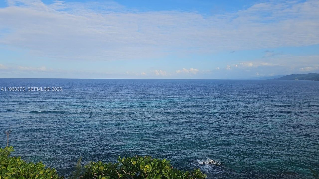 For Sale: $7,995,950 (3.50 acres)