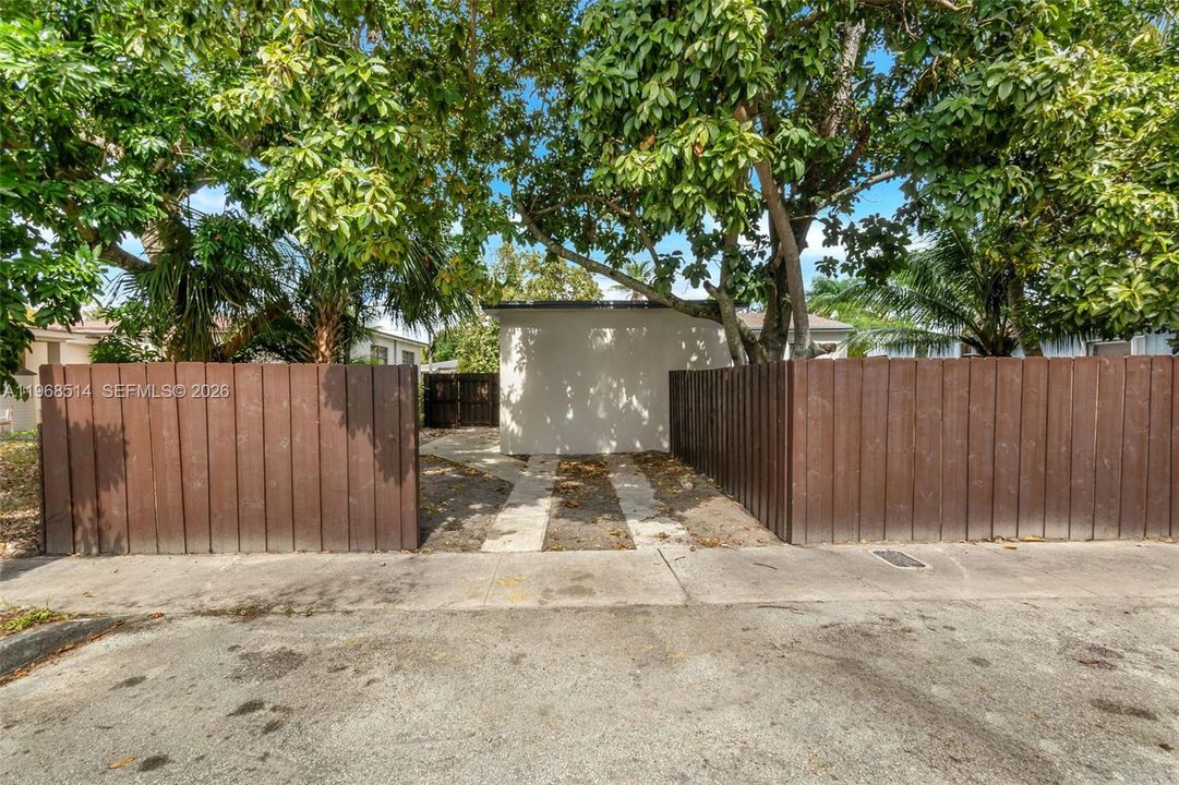 Недавно продано: $529,999 (3 спален, 3 ванн, 1497 Квадратных фут)