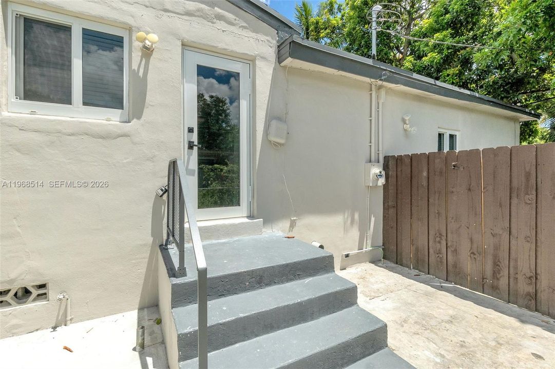 Недавно продано: $529,999 (3 спален, 3 ванн, 1497 Квадратных фут)