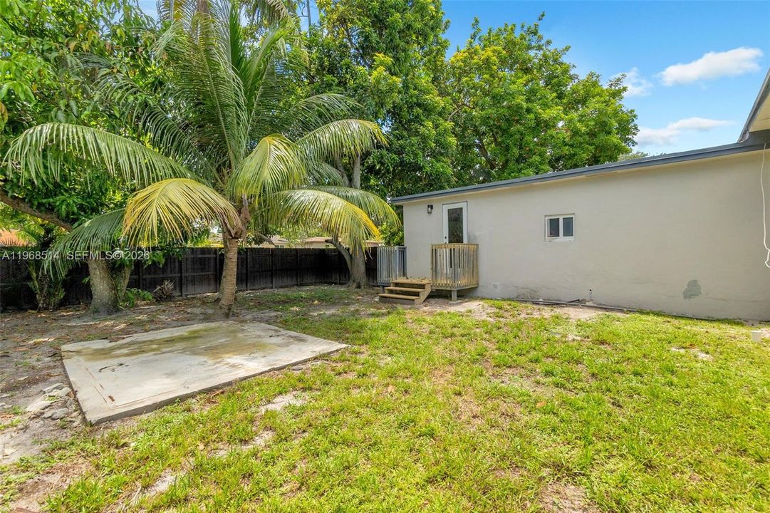 Недавно продано: $529,999 (3 спален, 3 ванн, 1497 Квадратных фут)