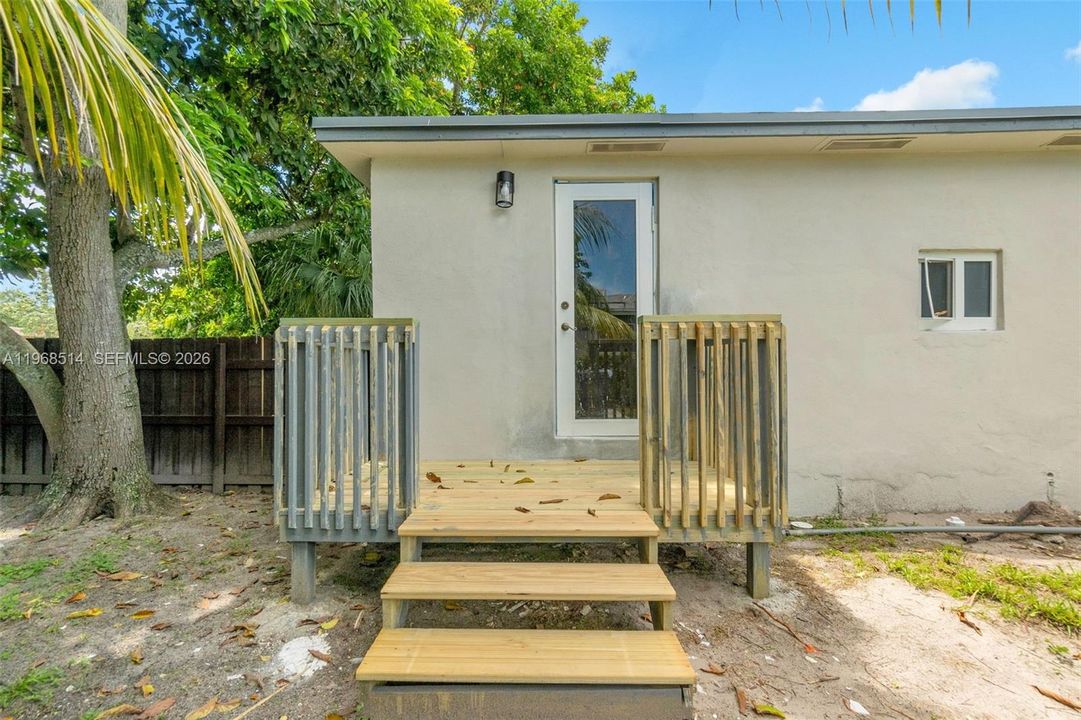 Недавно продано: $529,999 (3 спален, 3 ванн, 1497 Квадратных фут)