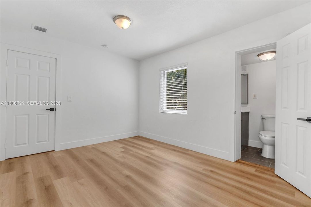Недавно продано: $529,999 (3 спален, 3 ванн, 1497 Квадратных фут)