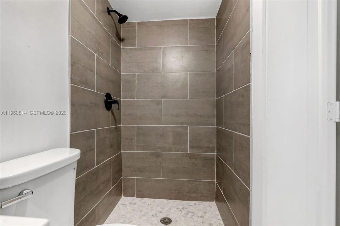 Недавно продано: $529,999 (3 спален, 3 ванн, 1497 Квадратных фут)