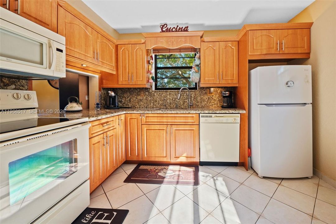 En Venta: $140,000 (2 camas, 2 baños, 1270 Pies cuadrados)