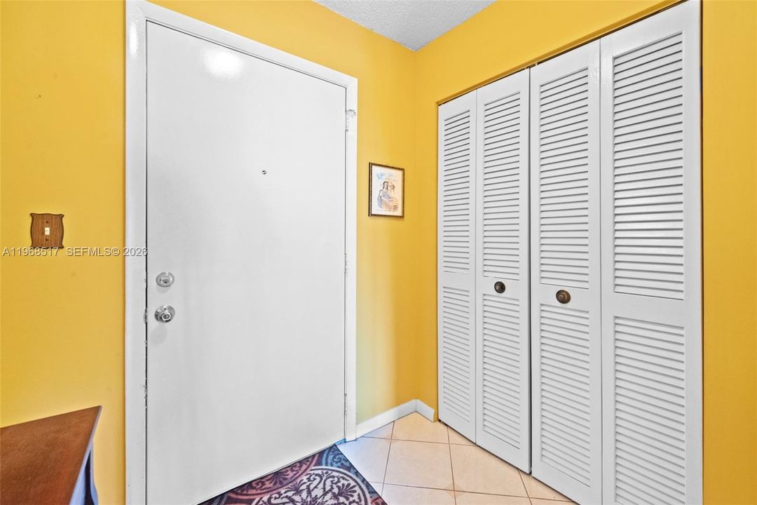En Venta: $140,000 (2 camas, 2 baños, 1270 Pies cuadrados)