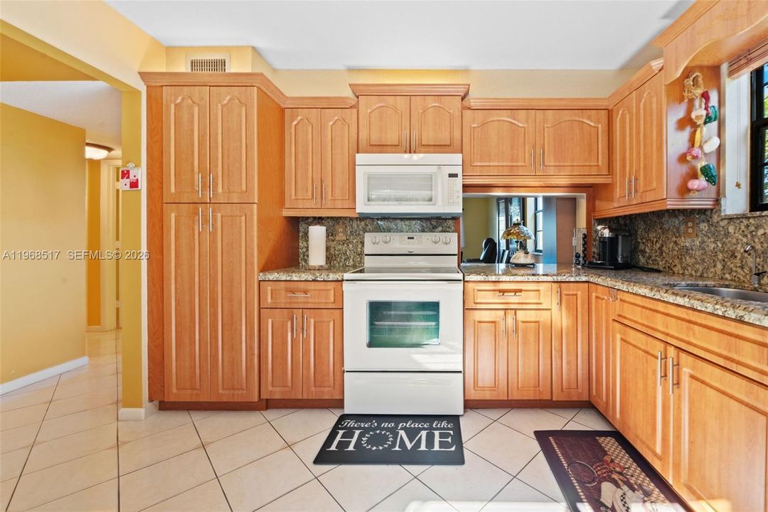 En Venta: $140,000 (2 camas, 2 baños, 1270 Pies cuadrados)