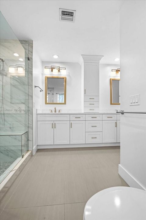 Vendido Recientemente: $925,000 (4 camas, 3 baños, 3009 Pies cuadrados)