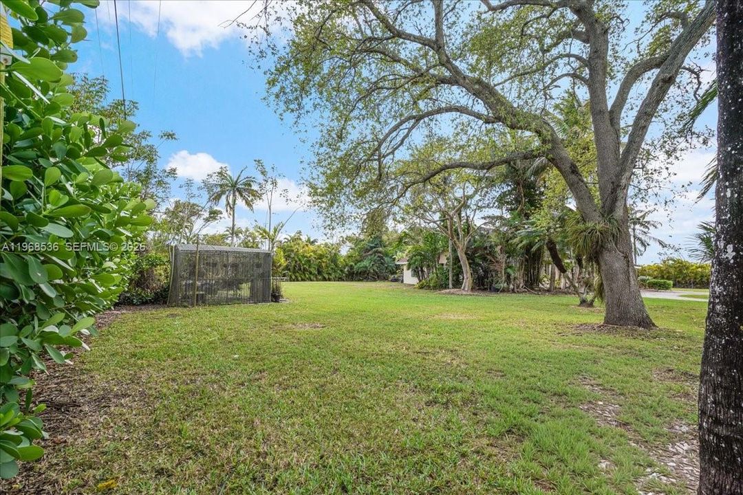 Vendido Recientemente: $925,000 (4 camas, 3 baños, 3009 Pies cuadrados)
