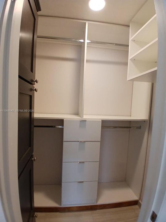 На продажу: $355,000 (3 спален, 2 ванн, 0 Квадратных фут)