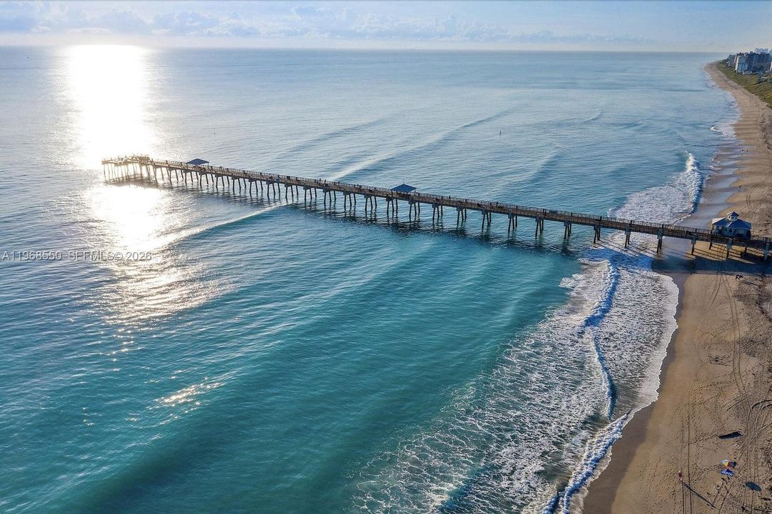 Juno Beach Pier