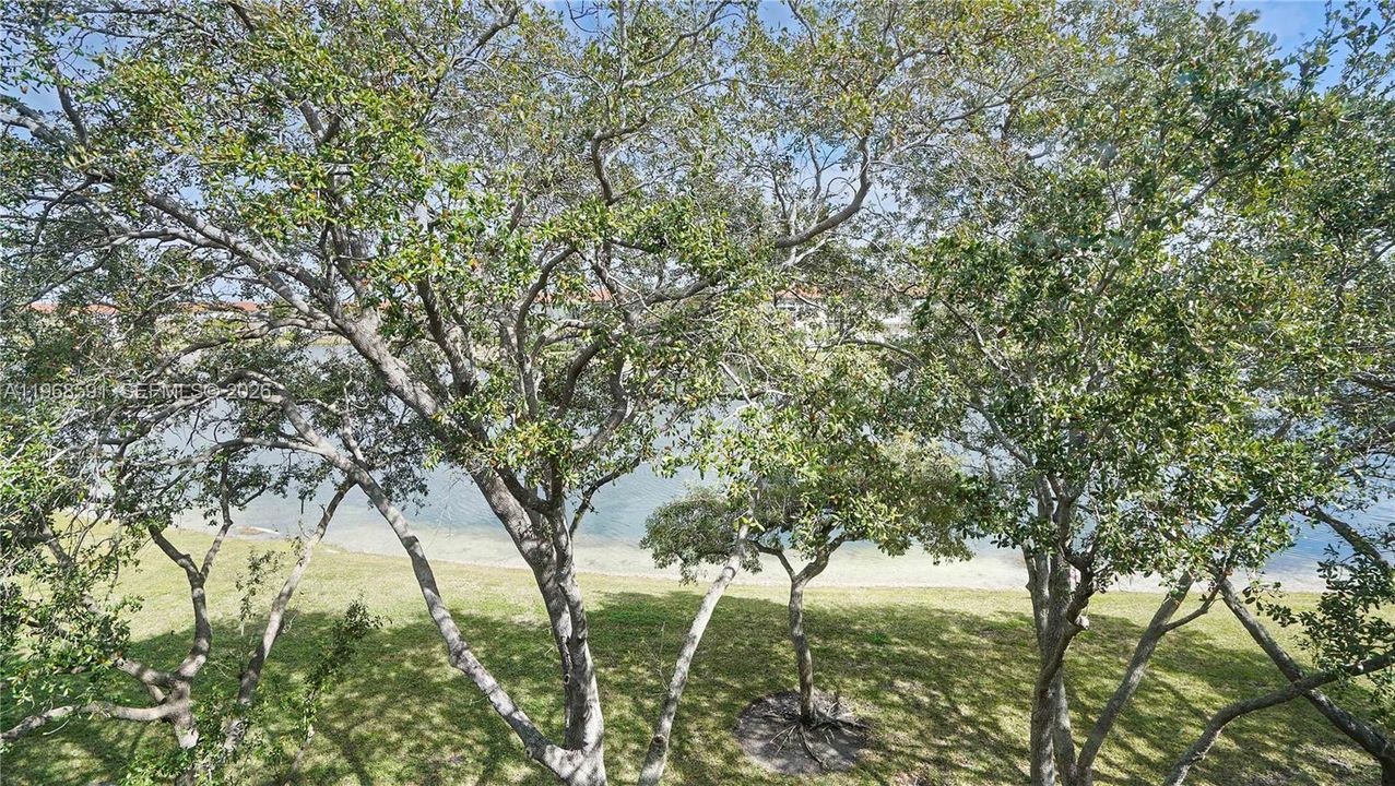 En Venta: $179,000 (2 camas, 2 baños, 1082 Pies cuadrados)