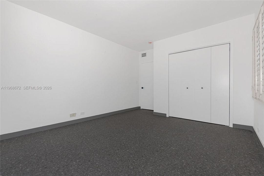 Недавно арендовано: $3,000 (2 спален, 1 ванн, 720 Квадратных фут)