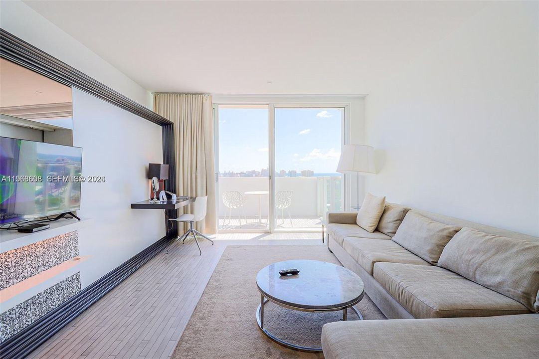 Activo con contrato: $399,000 (1 camas, 1 baños, 694 Pies cuadrados)