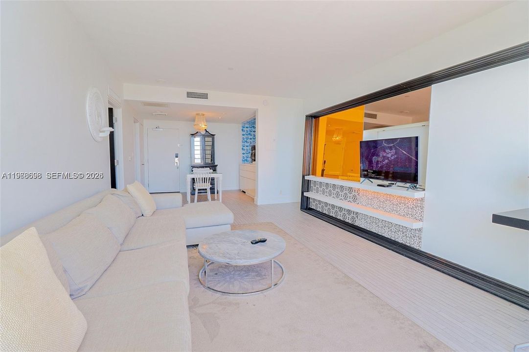 Activo con contrato: $399,000 (1 camas, 1 baños, 694 Pies cuadrados)