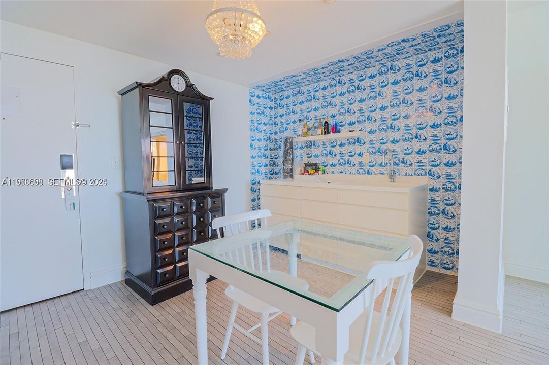 Activo con contrato: $399,000 (1 camas, 1 baños, 694 Pies cuadrados)