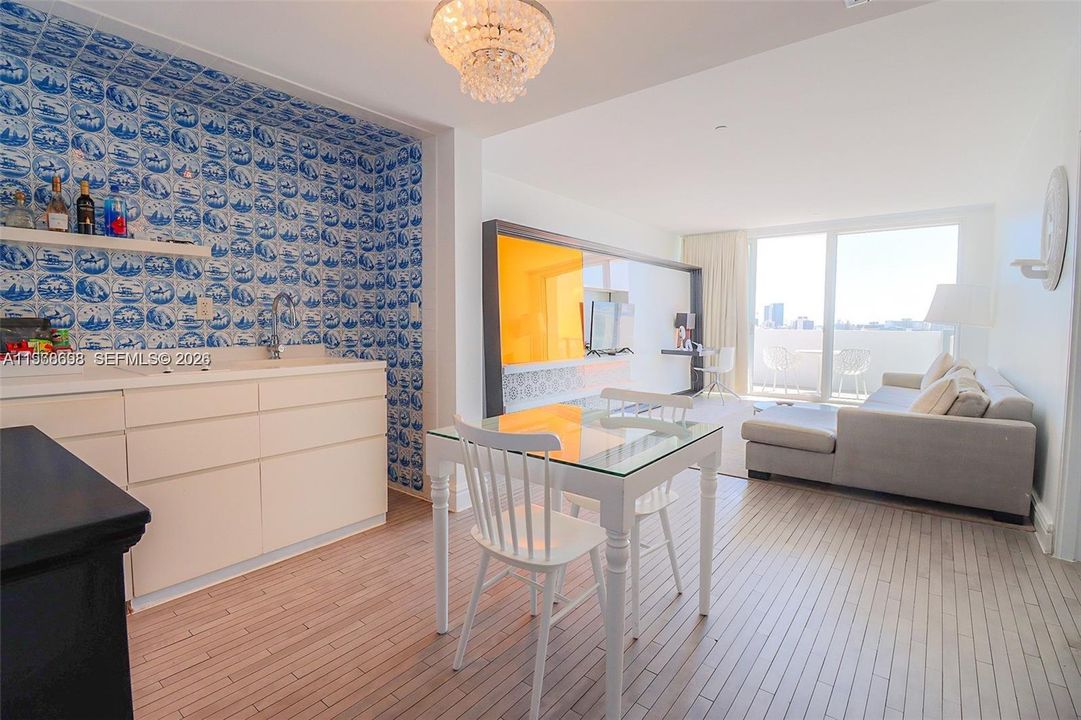 Activo con contrato: $399,000 (1 camas, 1 baños, 694 Pies cuadrados)