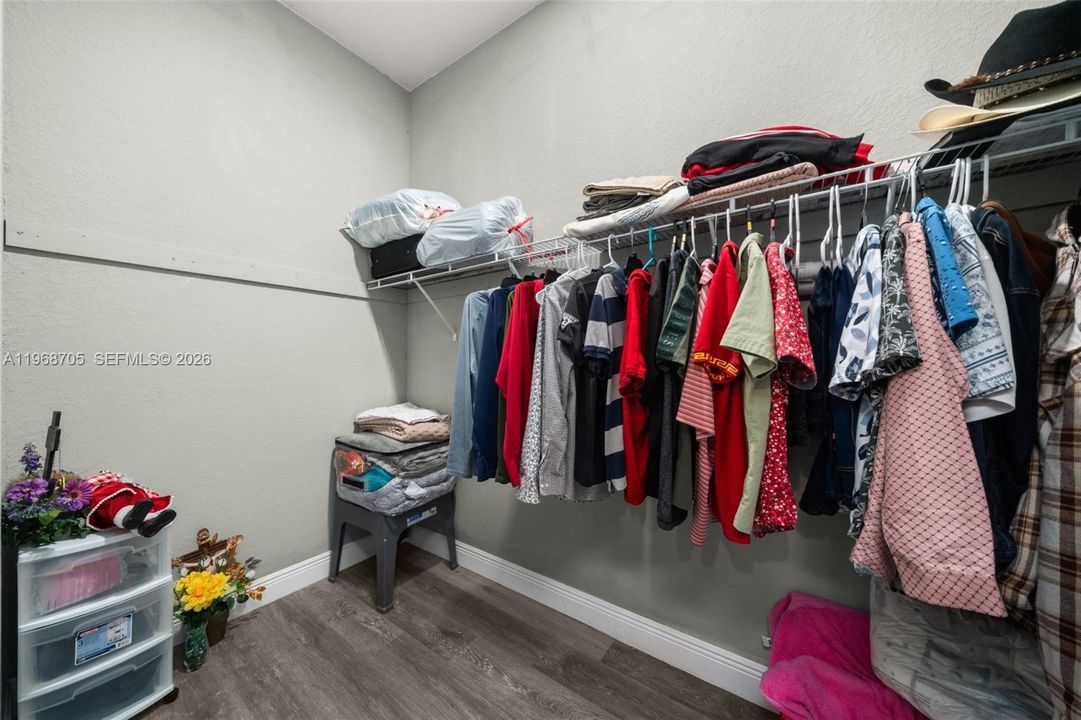 En Venta: $349,900 (3 camas, 2 baños, 0 Pies cuadrados)