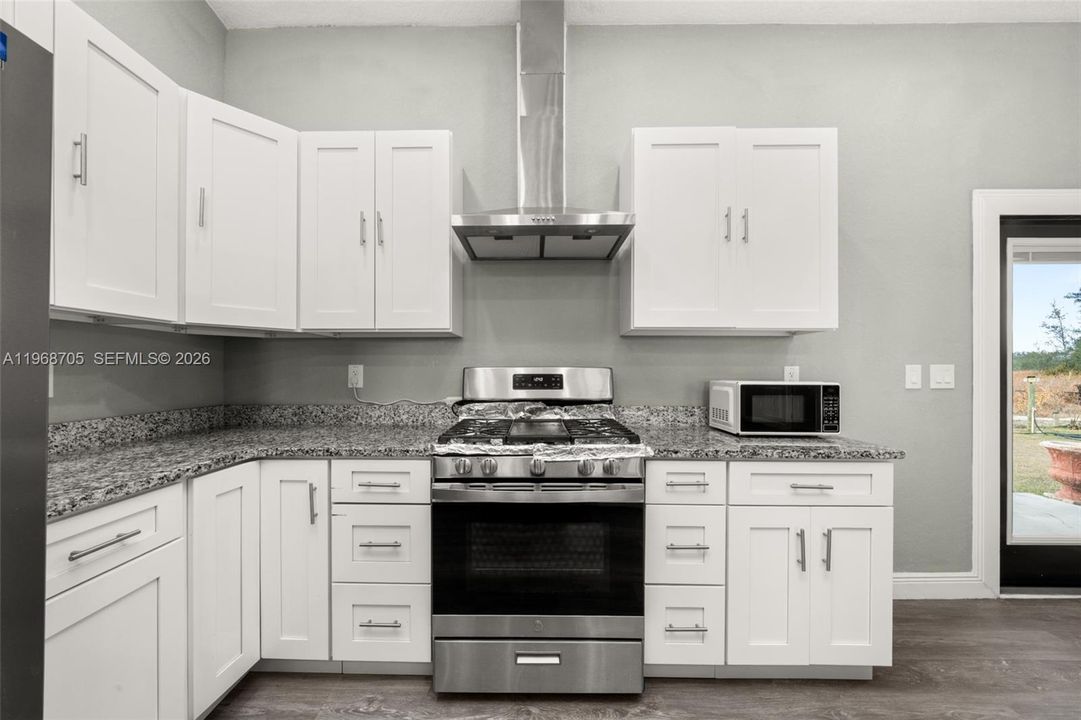 En Venta: $349,900 (3 camas, 2 baños, 0 Pies cuadrados)