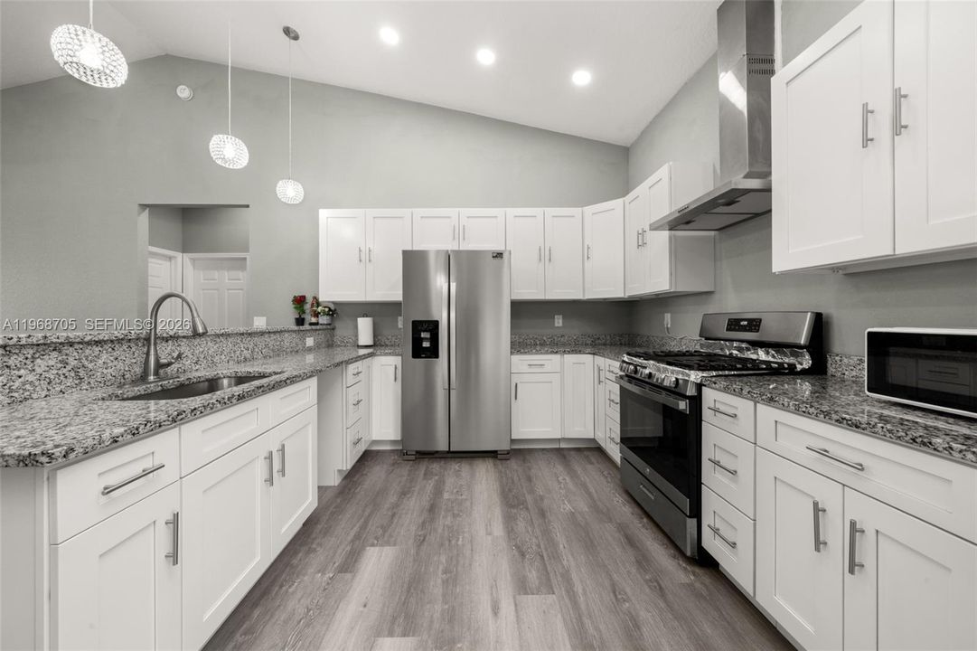 En Venta: $349,900 (3 camas, 2 baños, 0 Pies cuadrados)