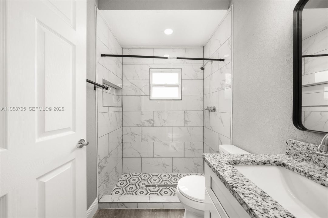 En Venta: $349,900 (3 camas, 2 baños, 0 Pies cuadrados)