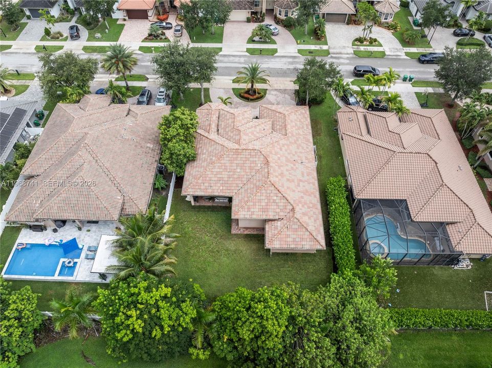 На продажу: $1,099,000 (4 спален, 3 ванн, 2728 Квадратных фут)