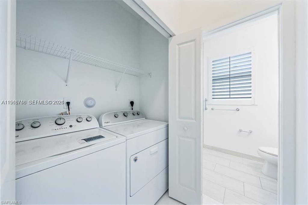 На продажу: $335,000 (3 спален, 2 ванн, 1602 Квадратных фут)