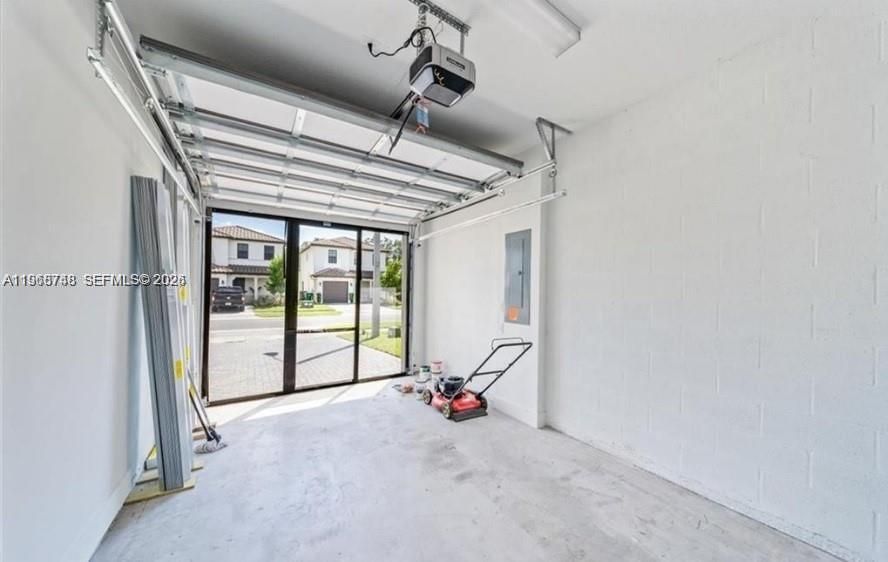 На продажу: $335,000 (3 спален, 2 ванн, 1602 Квадратных фут)
