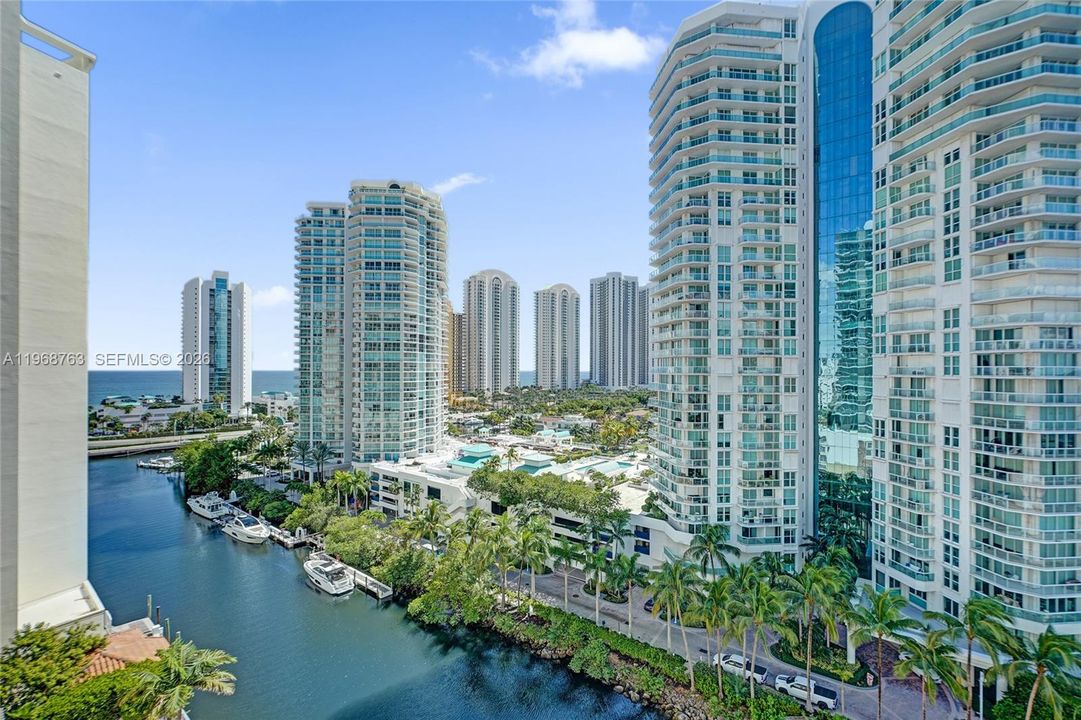 For Sale: $1,299,000 (2 beds, 3 baths, 1541 Square Feet)