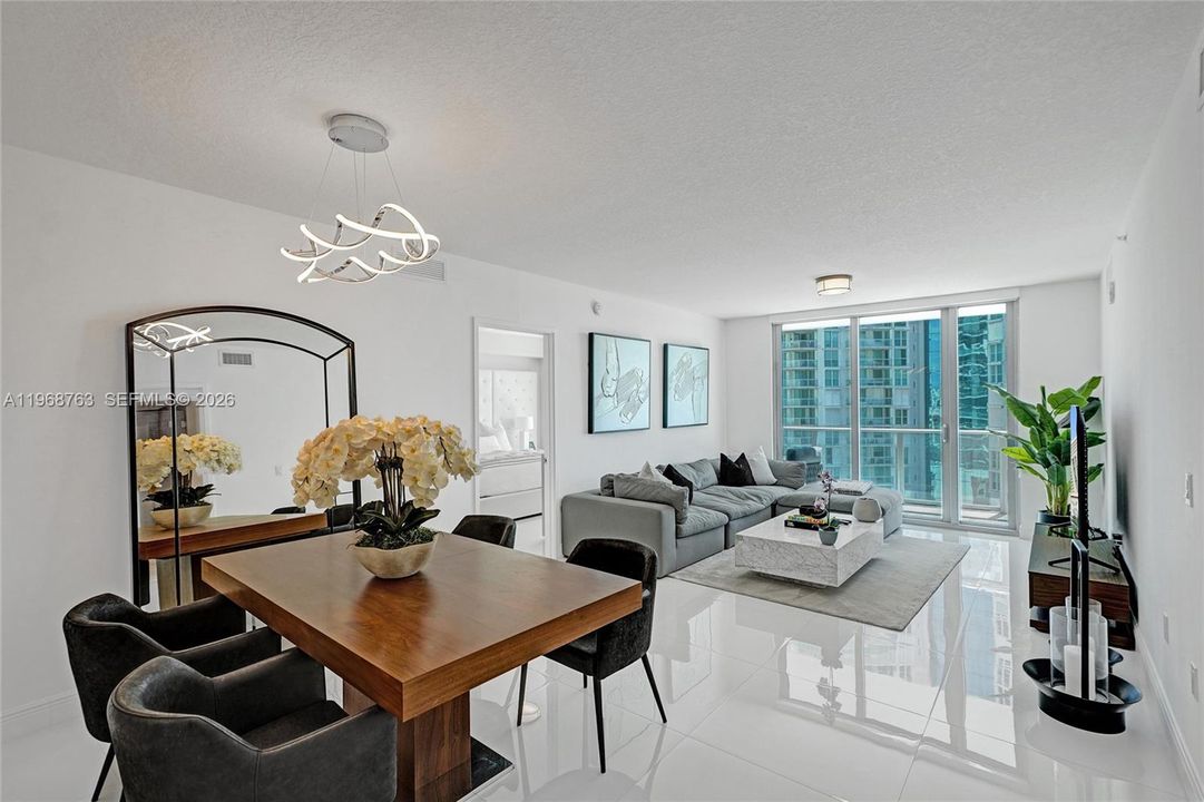 For Sale: $1,299,000 (2 beds, 3 baths, 1541 Square Feet)