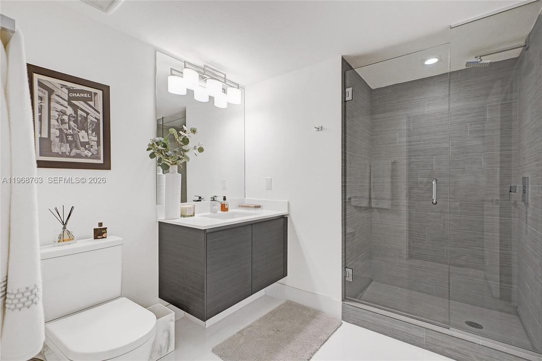 For Sale: $1,299,000 (2 beds, 3 baths, 1541 Square Feet)