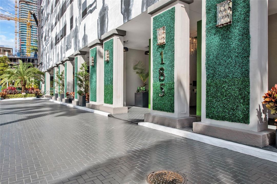 En Venta: $320,000 (1 camas, 1 baños, 640 Pies cuadrados)