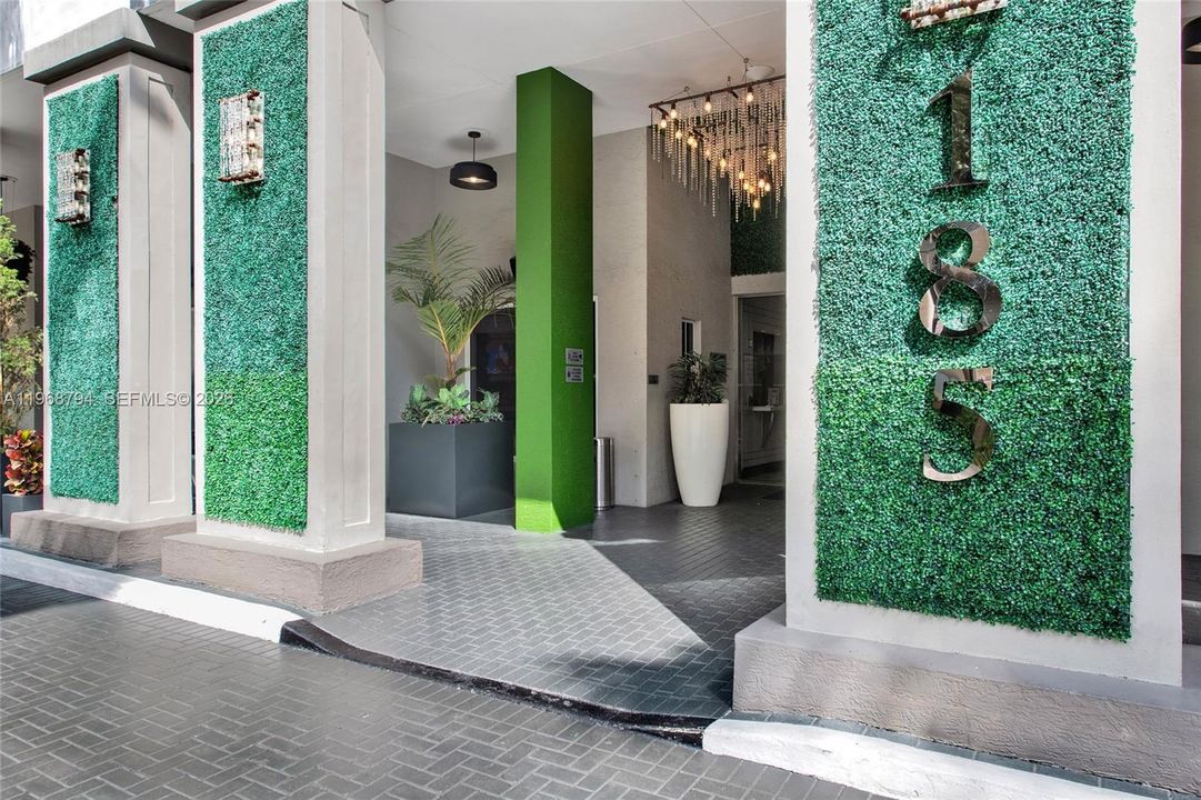 En Venta: $320,000 (1 camas, 1 baños, 640 Pies cuadrados)