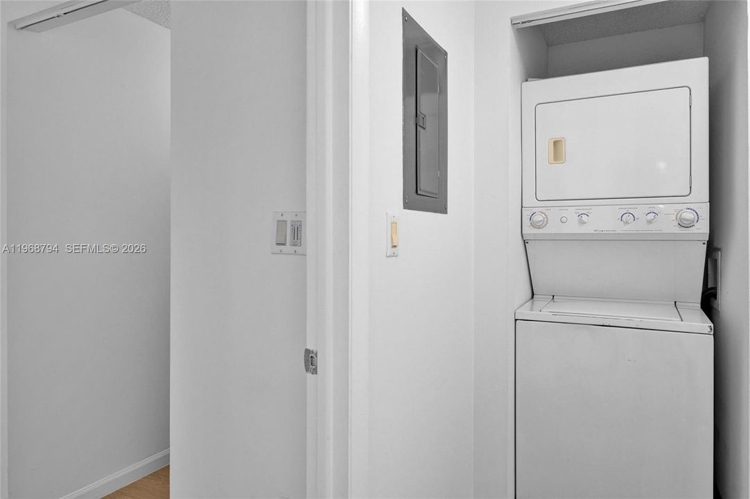 En Venta: $320,000 (1 camas, 1 baños, 640 Pies cuadrados)