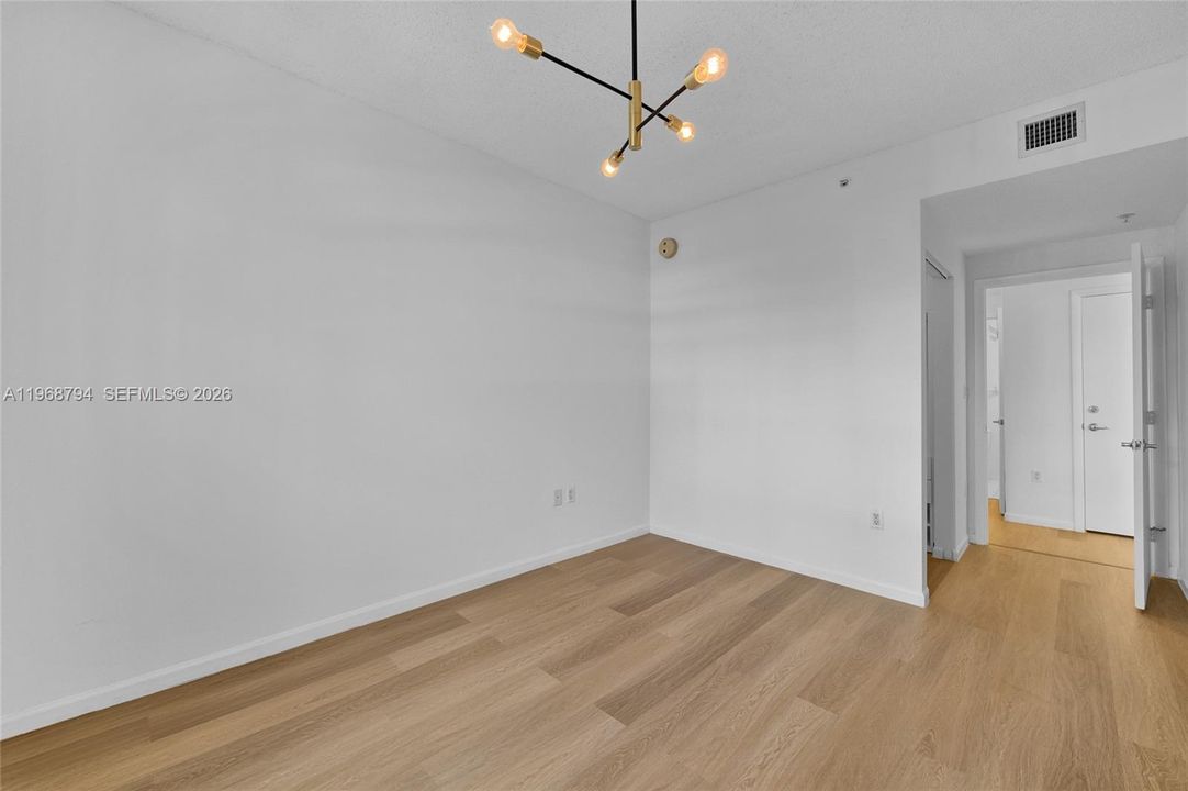 En Venta: $320,000 (1 camas, 1 baños, 640 Pies cuadrados)