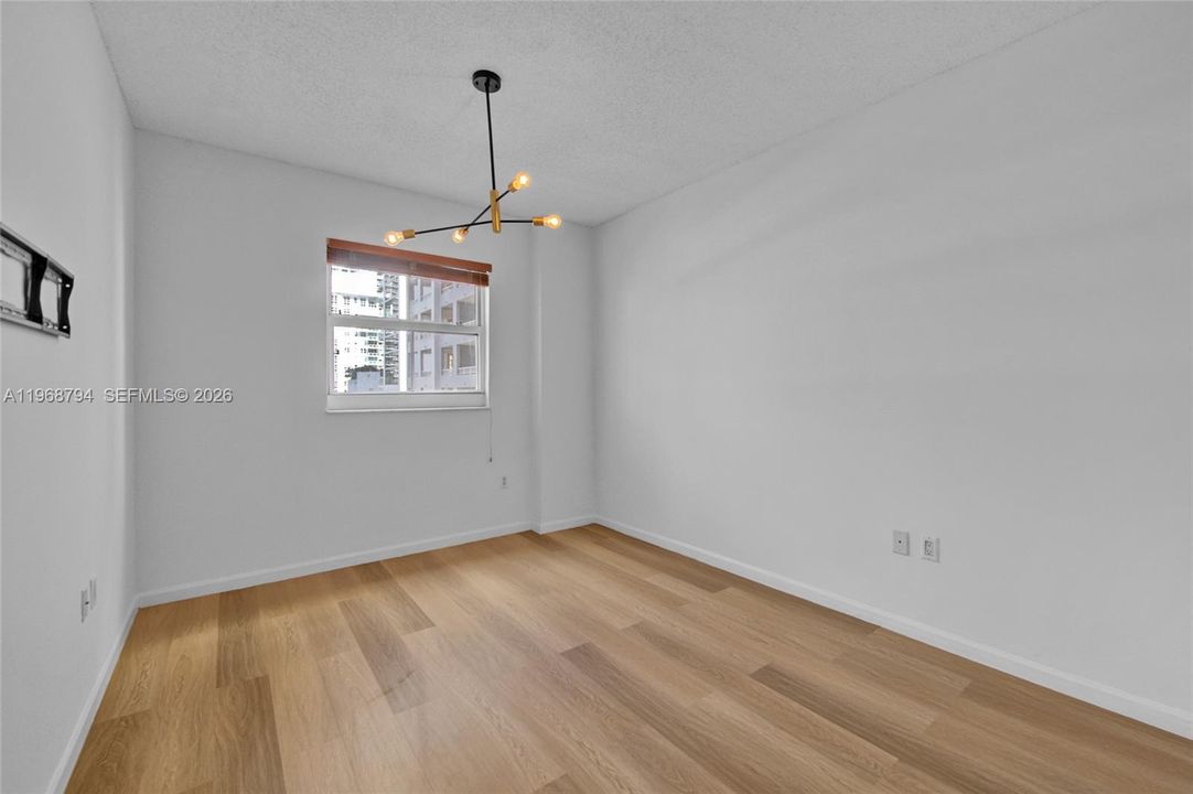 En Venta: $320,000 (1 camas, 1 baños, 640 Pies cuadrados)